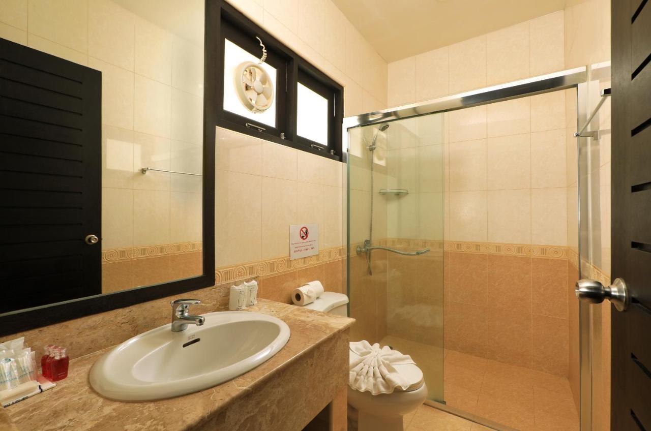 Rawai Grand House -Sha Plus Екстер'єр фото