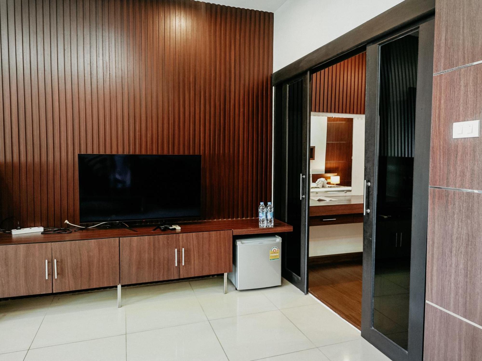 Rawai Grand House -Sha Plus Екстер'єр фото